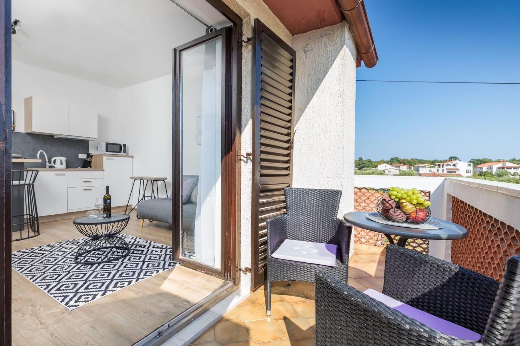 Marceta - Apartments & Rooms With Swimming Pool فاجانا المظهر الخارجي الصورة